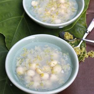 Cách làm chè hạt sen vải thiều và cốm