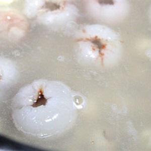 Cách làm chè hạt sen vải thiều