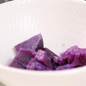 Cách làm chè khoai lang tím