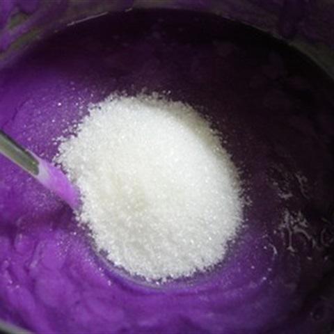 Cách làm chè khoai mỡ nước cốt dừa