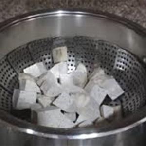 Cách làm khoai môn bột báng nước cốt dừa