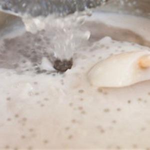 Cách làm chè khoai sọ bột báng