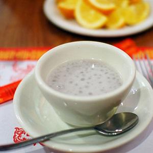 Cách làm chè khoai sọ bột báng