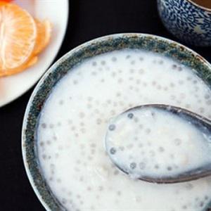 Cách làm chè khoai sọ bột báng