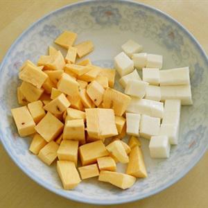 Cách làm chè khoai táo đỏ