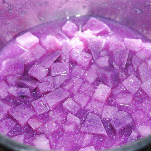 Cách làm chè khoai tím