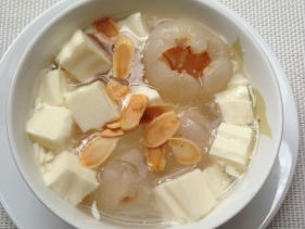 Chè khúc bạch