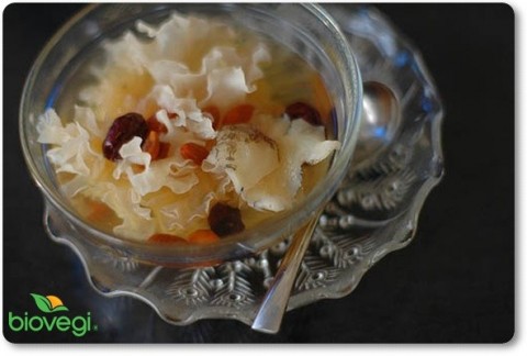 Chè nấm tuyết nhanh ngon