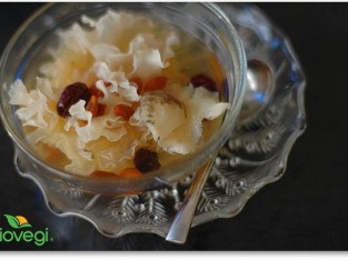 Chè nấm tuyết nhanh ngon