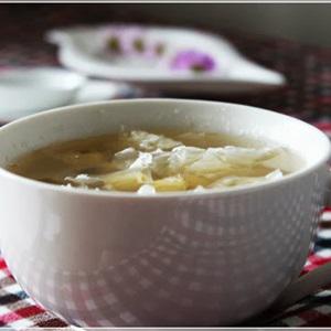 Cách làm chè nấm tuyết với hạt sen