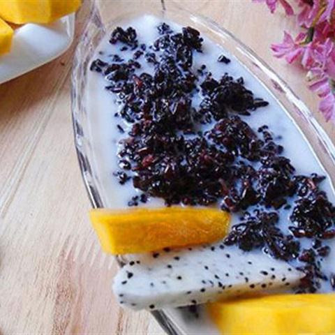 Cách làm chè nếp cẩm sữa dừa