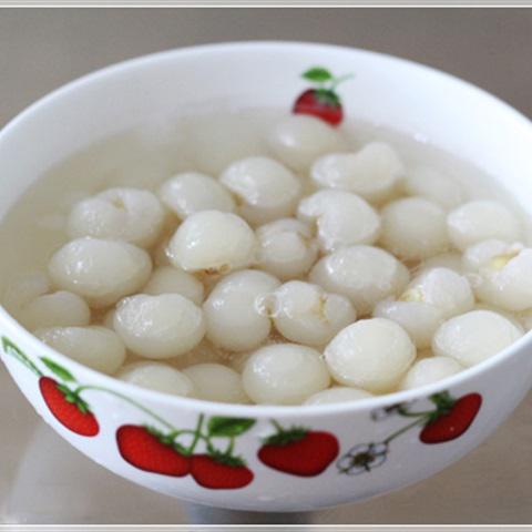 Cách làm chè nhãn bọc hạt sen