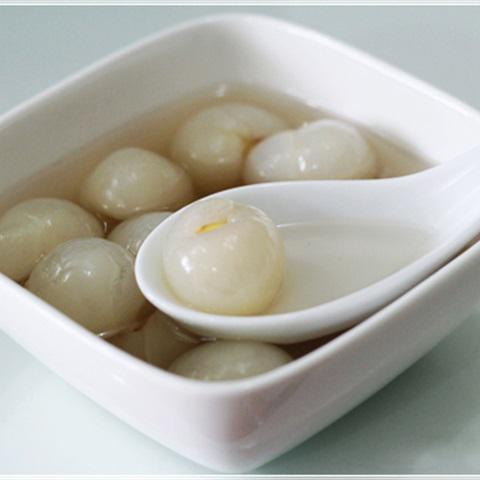 Cách làm chè nhãn bọc hạt sen