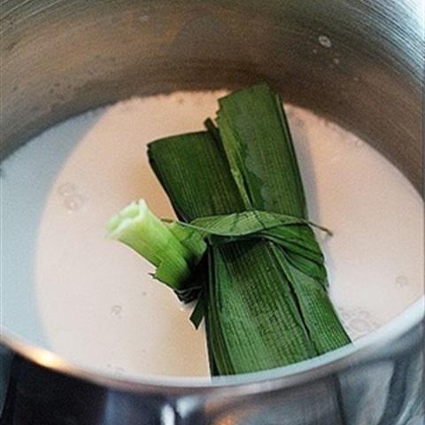 Cách nấu chè pudding bột báng