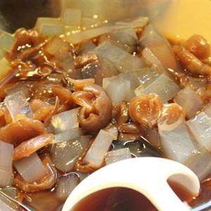 Cách làm chè rau câu và nhãn khô