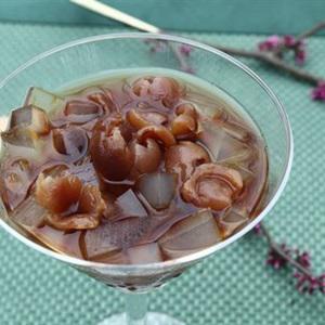 Cách làm chè rau câu và nhãn khô