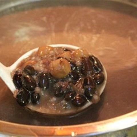 Cách làm chè sen đậu đen