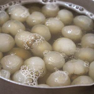 Cách nấu chè sen nhãn dừa