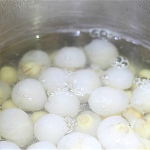 Cách làm chè sen nhãn