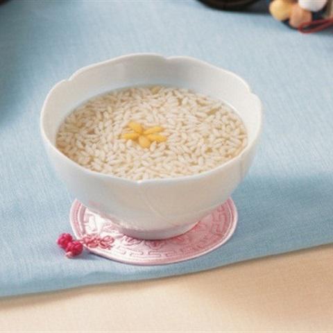 Cách làm chè Sikhye mát lạnh