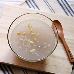 Cách làm chè Sikhye mát lạnh