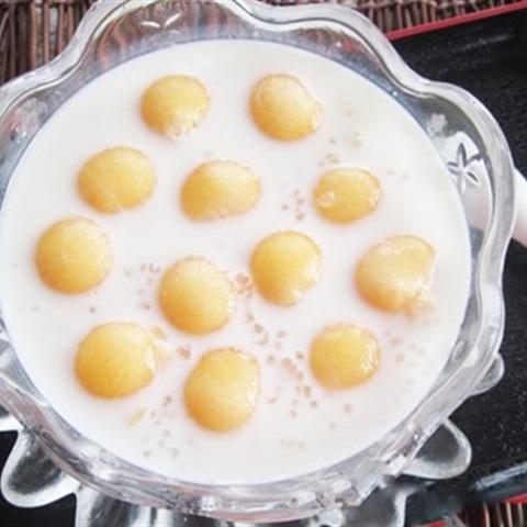 Cách làm chè sữa dưa vàng