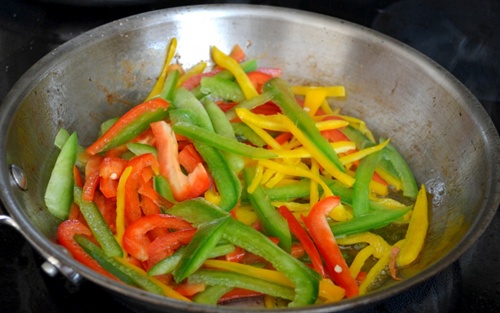 Chè táo đỏ kỉ tử hấp dẫn bồi bổ cơ thể