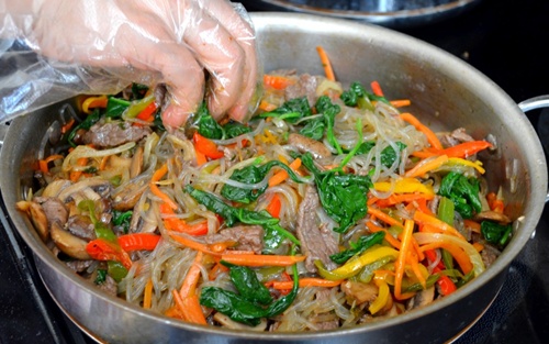 Chè táo đỏ kỉ tử hấp dẫn bồi bổ cơ thể