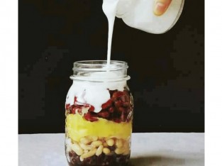 Chè thập cẩm sữa dừa