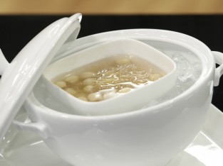 Chè tổ yến hạt sen