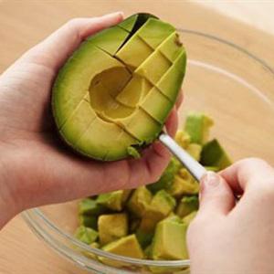 Cách làm chè trái bơ