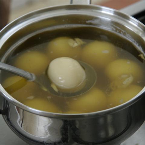 Cách làm chè trôi nước