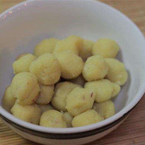 Cách làm chè trôi nước bột báng