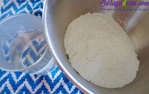 Chè trôi nước lá dứa nhân đậu xanh ấm nóng