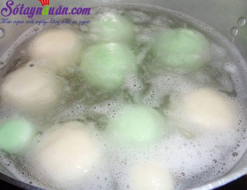 Chè trôi nước lá dứa nhân đậu xanh ấm nóng