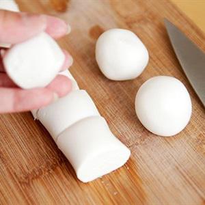 Cách làm chè trôi nước nhân đậu đỏ