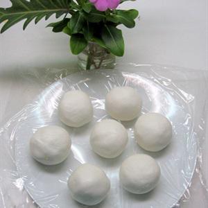 Cách làm chè trôi nước nhân đậu xanh