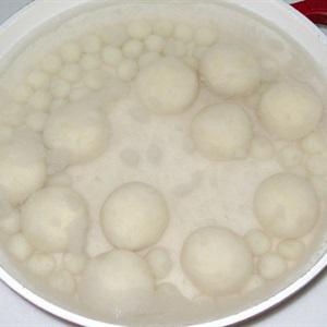 Cách làm chè trôi nước nhân đậu xanh