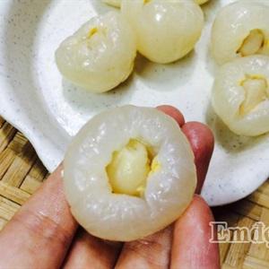 Cách làm chè vải hạt sen