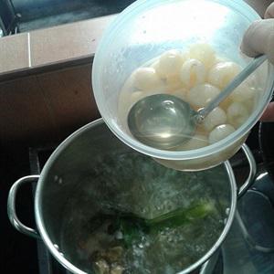 Cách làm chè viên thanh long nhân nhãn