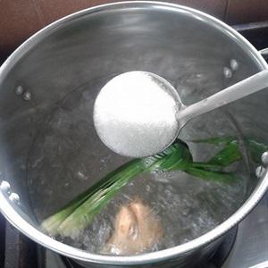 Cách làm chè viên thanh long nhân nhãn