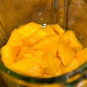 Cách làm chè xoài bột báng ngon