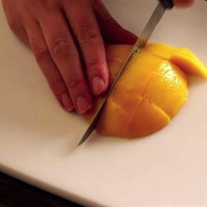 Cách làm chè xoài nấu bột báng