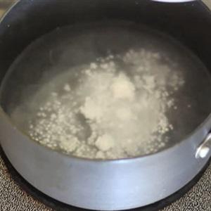 Cách làm chè xoài nấu bột báng