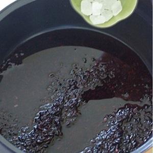 Cách làm chè xoài nếp cẩm