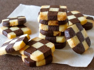 Checkerboard cookies