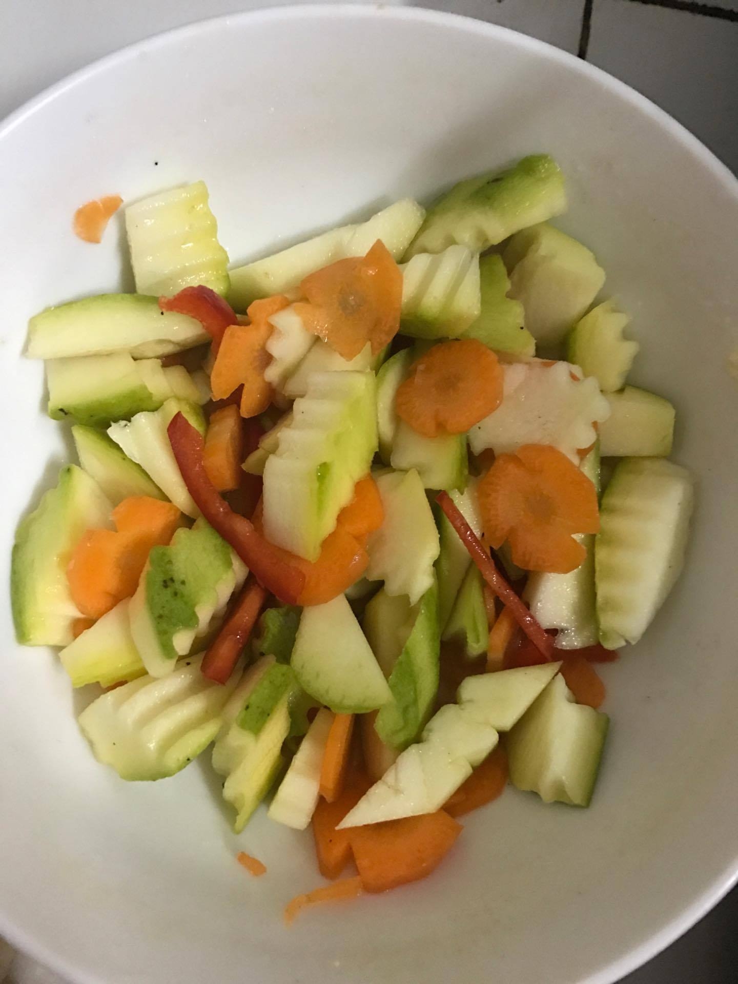 Cheese cake Oreo sốt xoài chanh leo dịu mát, ngon mê mẩn ngay từ miếng đầu tiên