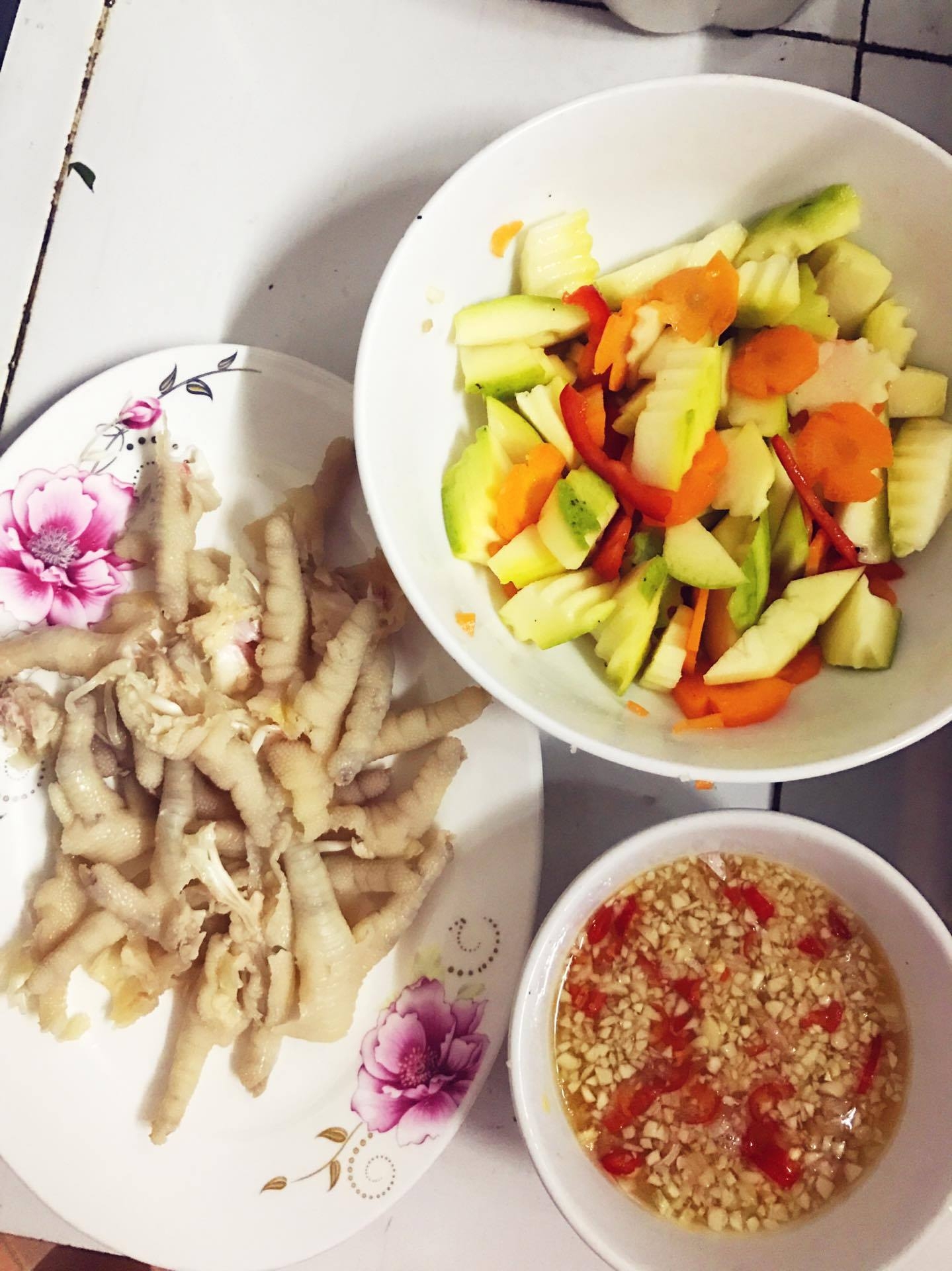 Cheese cake Oreo sốt xoài chanh leo dịu mát, ngon mê mẩn ngay từ miếng đầu tiên