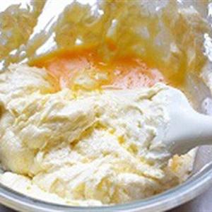 Cách làm cheesecake trứng omelet