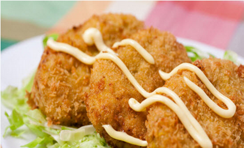 Chết thèm với món dế rang xả ớt giòn ngậy, thơm bùi, ăn cực đã